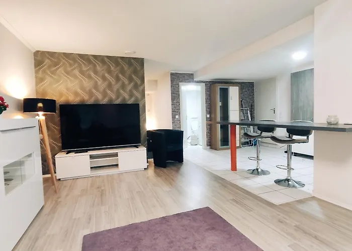 Infrastruktur, Diskrete Lage, Volle Aust Fw Bernstein * Schweinfurt