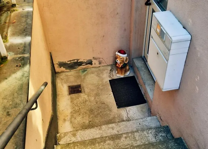 Apartment Infrastruktur, Diskrete Lage, Volle Aust Fw Bernstein Schweinfurt