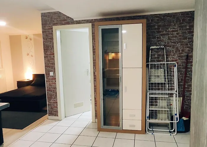 Infrastruktur, Diskrete Lage, Volle Aust Fw Bernstein Apartman *